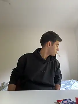 Snapshot of dino2603 chatting on 09-10-25, 09:09 dino2603 online show from 09-10-25, 09:09