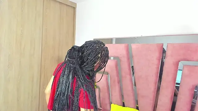 MaraKarly online show from 11-04-25, 06:40