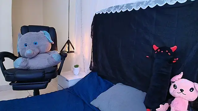 IvyBelle  online show from 02-24-26, 11:30