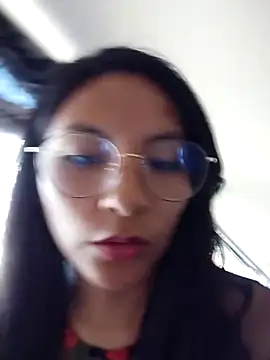 Snapshot of Regina_Shine chatting on 04-14-26, 07:20 Regina Shine online show from 04-14-26, 07:20