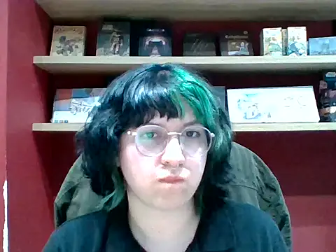 Snapshot of Froggyinthebox chatting on 05-27-26, 10:29 Froggyinthebox online show from 05-27-26, 10:29