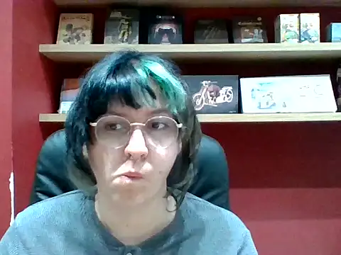Snapshot of Froggyinthebox chatting on 06-03-26, 10:37 Froggyinthebox online show from 06-03-26, 10:37