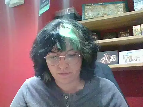 Snapshot of Froggyinthebox chatting on 06-11-26, 11:58 Froggyinthebox online show from 06-11-26, 11:58