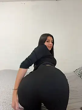 Snapshot of Wandiita chatting on 08-03-26, 08:34 Wandiita online show from 08-03-26, 08:34