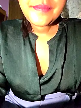 Tasty Crush online show from 10-15-25, 07:36