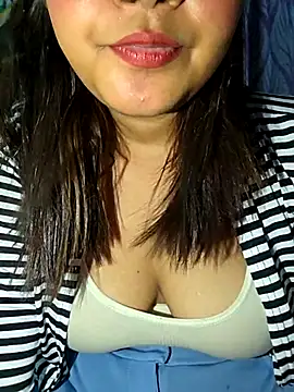 Tasty Crush online show from 10-17-25, 06:43