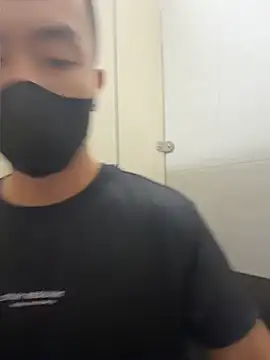 Snapshot of black_xun chatting on 05-16-26, 04:39 black xun online show from 05-16-26, 04:39