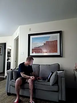 Snapshot of WWGD69 chatting on 10-14-25, 02:34 WWGD69 online show from 10-14-25, 02:34