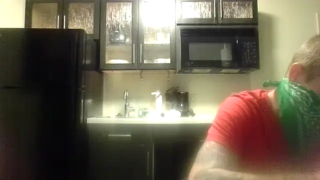 Snapshot of WWGD69 chatting on 10-15-25, 12:05 WWGD69 online show from 10-15-25, 12:05