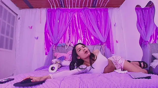 MeganRouss74 online show from 09-30-25, 11:04