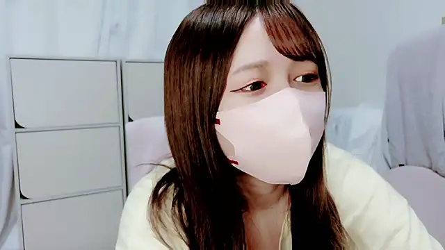 Snapshot of Hanachan_Gcup_ chatting on 09-19-25, 03:34 Hanachan Gcup  online show from 09-19-25, 03:34