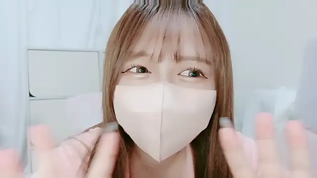 Snapshot of Hanachan_Gcup_ chatting on 10-16-25, 08:15 Hanachan Gcup  online show from 10-16-25, 08:15