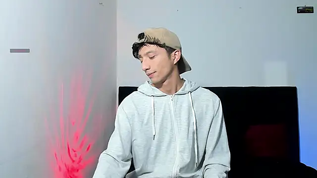 mhatias  online show from 01-13-26, 01:44