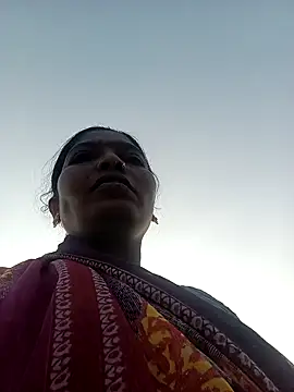 Jivika Jaiswal online show from 10-14-25, 01:50