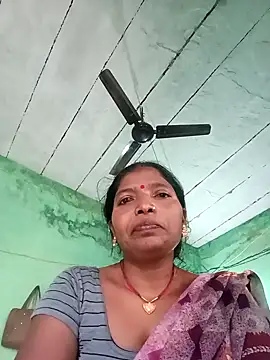 Jivika Jaiswal online show from 10-26-25, 02:06