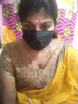 Snapshot of Nithiila chatting on 09-08-25, 02:16 Nithiila online show from 09-08-25, 02:16