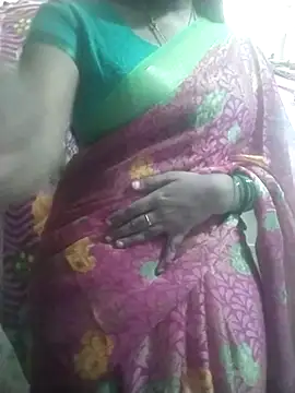 Snapshot of Nithiila chatting on 09-10-25, 08:36 Nithiila online show from 09-10-25, 08:36