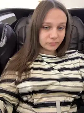 MiniVi online show from 09-20-25, 04:46