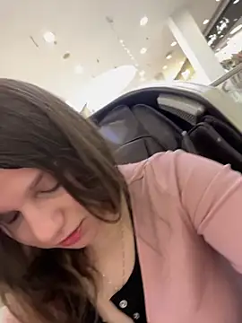 MiniVi online show from 11-29-25, 03:42