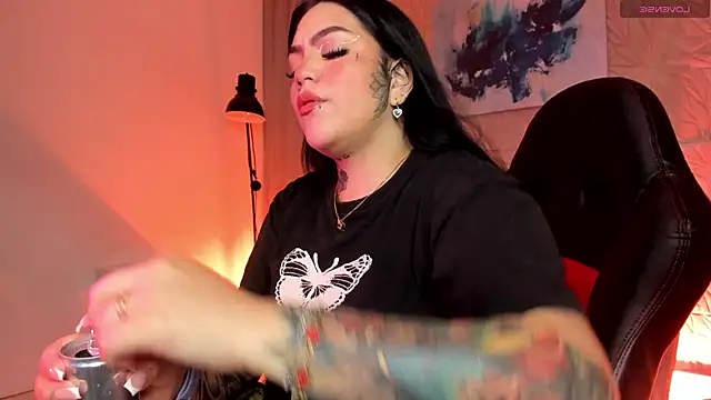 MAGIC TESSA online show from 09-10-25, 06:52