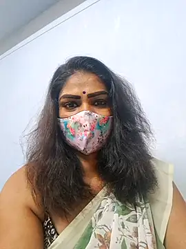 Snapshot of sherlin24 chatting on 10-09-25, 05:27 sherlin24 online show from 10-09-25, 05:27