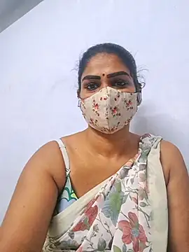 Snapshot of sherlin24 chatting on 10-18-25, 04:41 sherlin24 online show from 10-18-25, 04:41