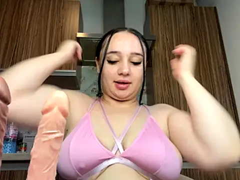 curvybombb online show from 11-08-25, 07:30