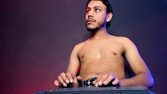 Boss Domiinator online show from 04-22-26, 11:45