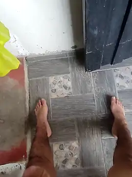 Snapshot of sebxxx19 chatting on 09-21-25, 05:03 sebxxx19 online show from 09-21-25, 05:03