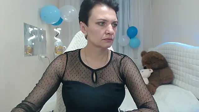 AvaSaturnian online show from 09-23-25, 12:30