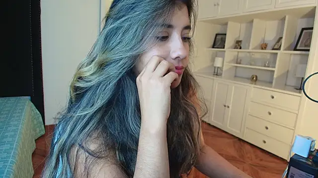 nina moen online show from 01-14-26, 03:23