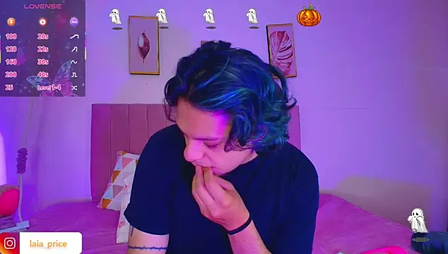 Laia and Damian online show from 10-28-25, 12:30