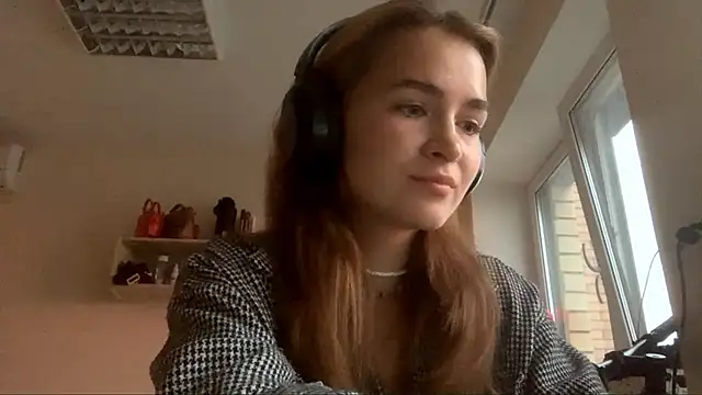Snapshot of BunnyTiedeman chatting on 09-09-25, 03:22 BunnyTiedeman online show from 09-09-25, 03:22
