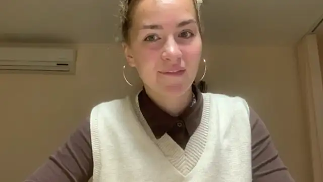 Snapshot of BunnyTiedeman chatting on 09-14-25, 04:28 BunnyTiedeman online show from 09-14-25, 04:28