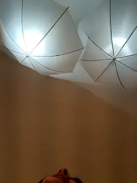 SophieCurves online show from 11-16-25, 02:33