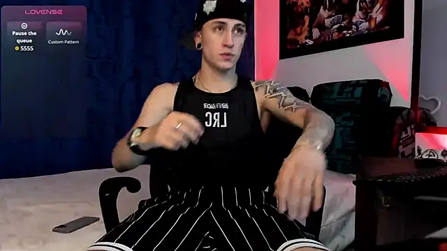 Sebas maverick online show from 12-15-25, 05:44