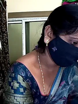 Snapshot of Mee_harini-telugupilla chatting on 02-12-26, 03:34 Mee harini-telugupilla online show from 02-12-26, 03:34