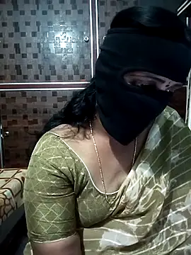 Snapshot of Mee_harini-telugupilla chatting on 05-04-26, 09:05 Mee harini-telugupilla online show from 05-04-26, 09:05