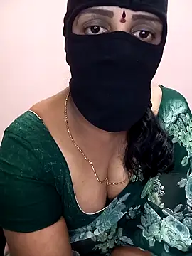 Snapshot of Mee_harini-telugupilla chatting on 05-06-26, 05:25 Mee harini-telugupilla online show from 05-06-26, 05:25