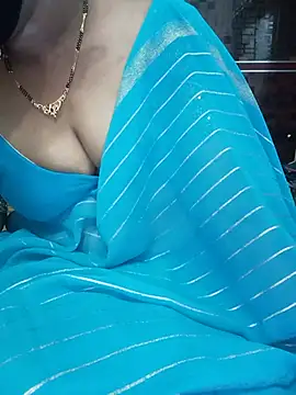 Snapshot of Mee_harini-telugupilla chatting on 06-11-26, 03:59 Mee harini-telugupilla online show from 06-11-26, 03:59