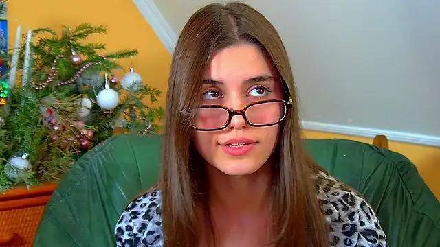 ArianaAllens online show from 12-19-25, 11:17