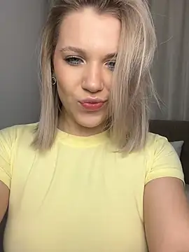 Snapshot of AlisaMyers chatting on 03-03-26, 06:30 AlisaMyers online show from 03-03-26, 06:30