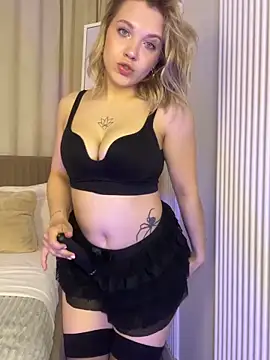 AlisaMyers online show from 04-13-26, 06:19