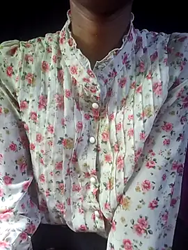 BunnyBloom25 online show from 04-13-26, 06:52