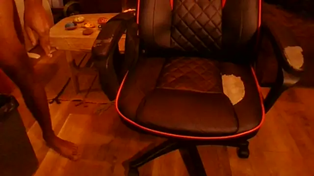 couple2612 online show from 11-17-25, 05:19