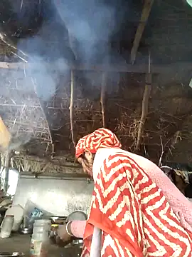 LUCKY cut online show from 11-17-25, 02:50