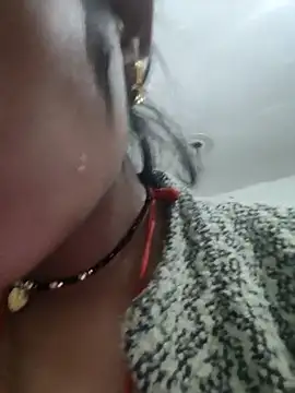 LUCKY cut online show from 12-22-25, 03:25