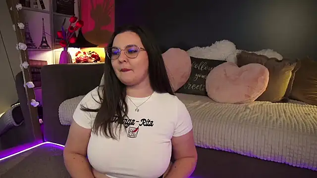 Mia Swano online show from 03-25-26, 01:00