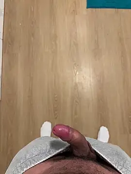 Snapshot of taloped chatting on 09-14-25, 10:03 taloped online show from 09-14-25, 10:03