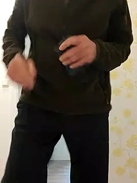 Oldmenhot66 online show from 11-01-25, 09:11